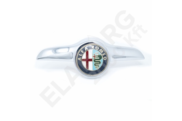 Embléma Alfa első díszítéssel